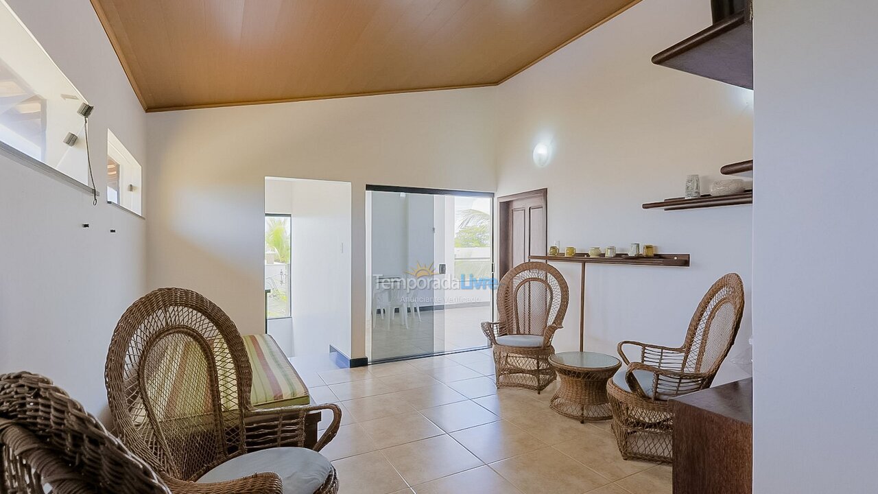Casa para aluguel de temporada em Camaçari (Praia de Guarajuba)