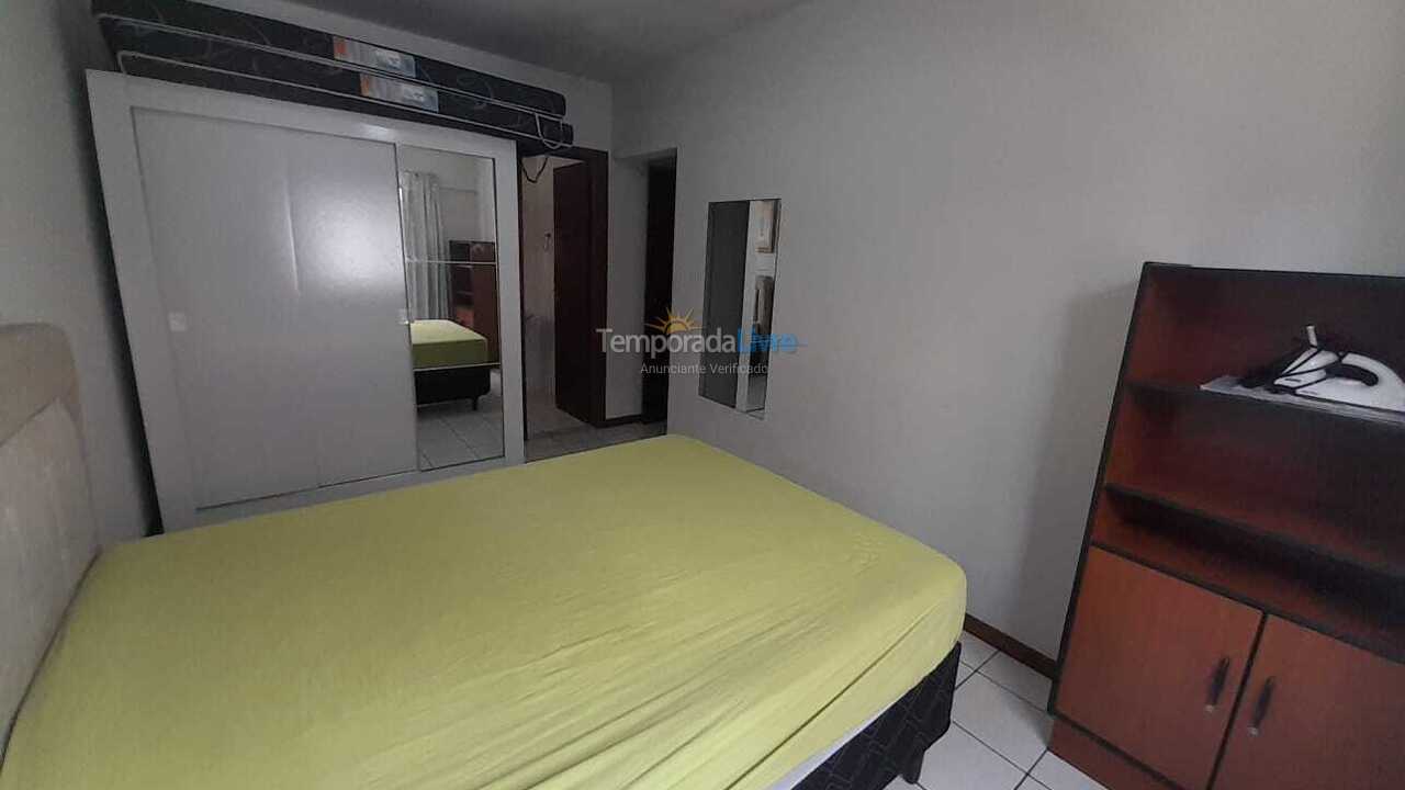 Apartamento para aluguel de temporada em Itapema (Meia Praia)