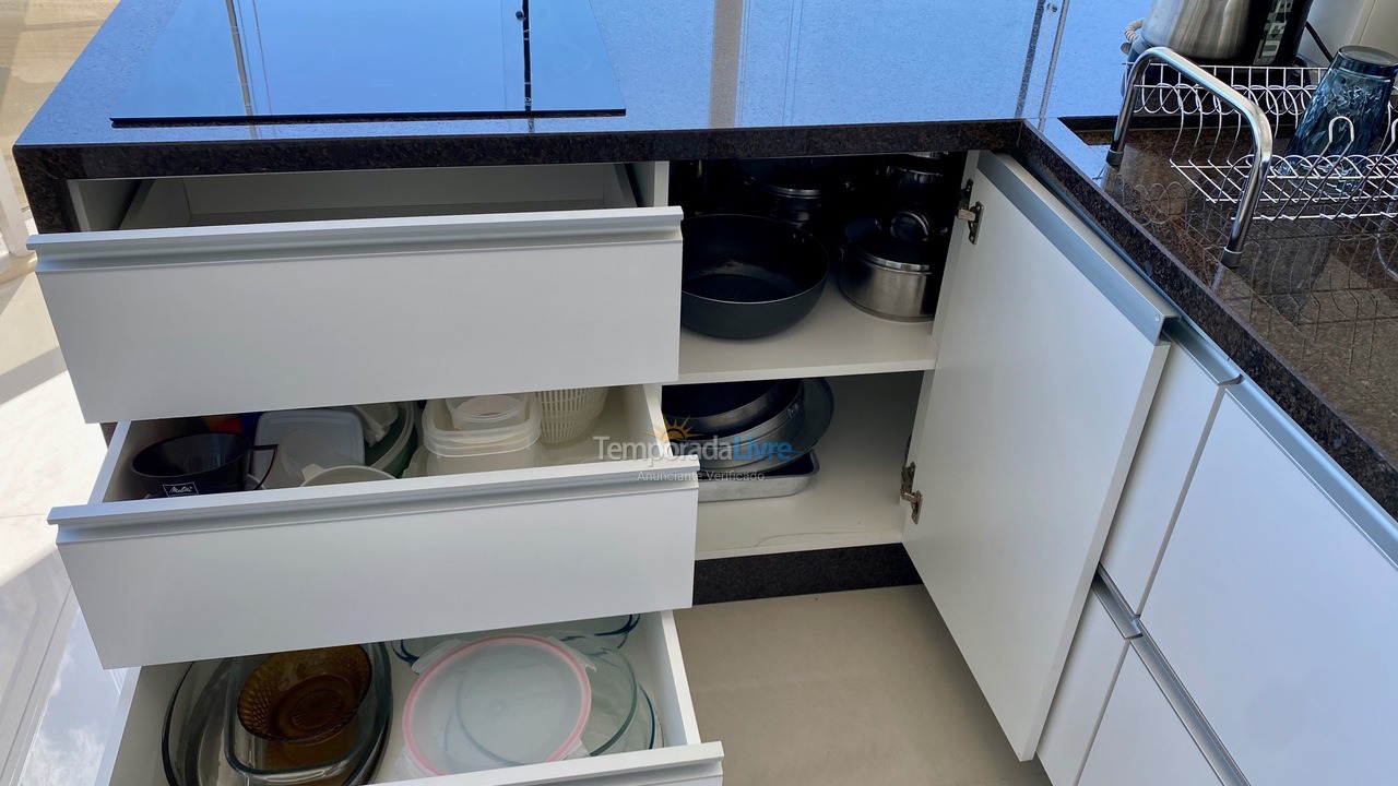 Apartamento para alquiler de vacaciones em Balneário Camboriú (Praia Central)