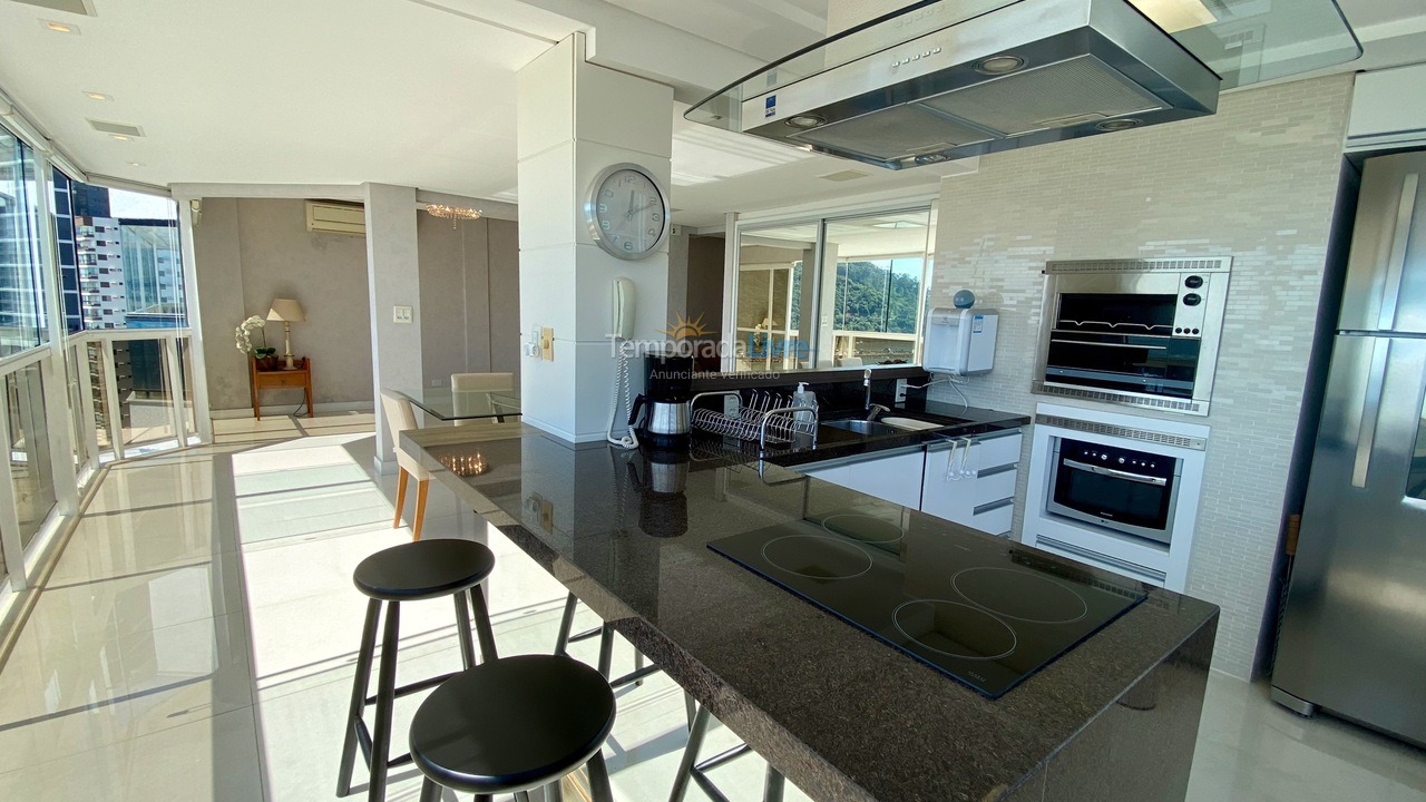 Apartamento para alquiler de vacaciones em Balneário Camboriú (Praia Central)