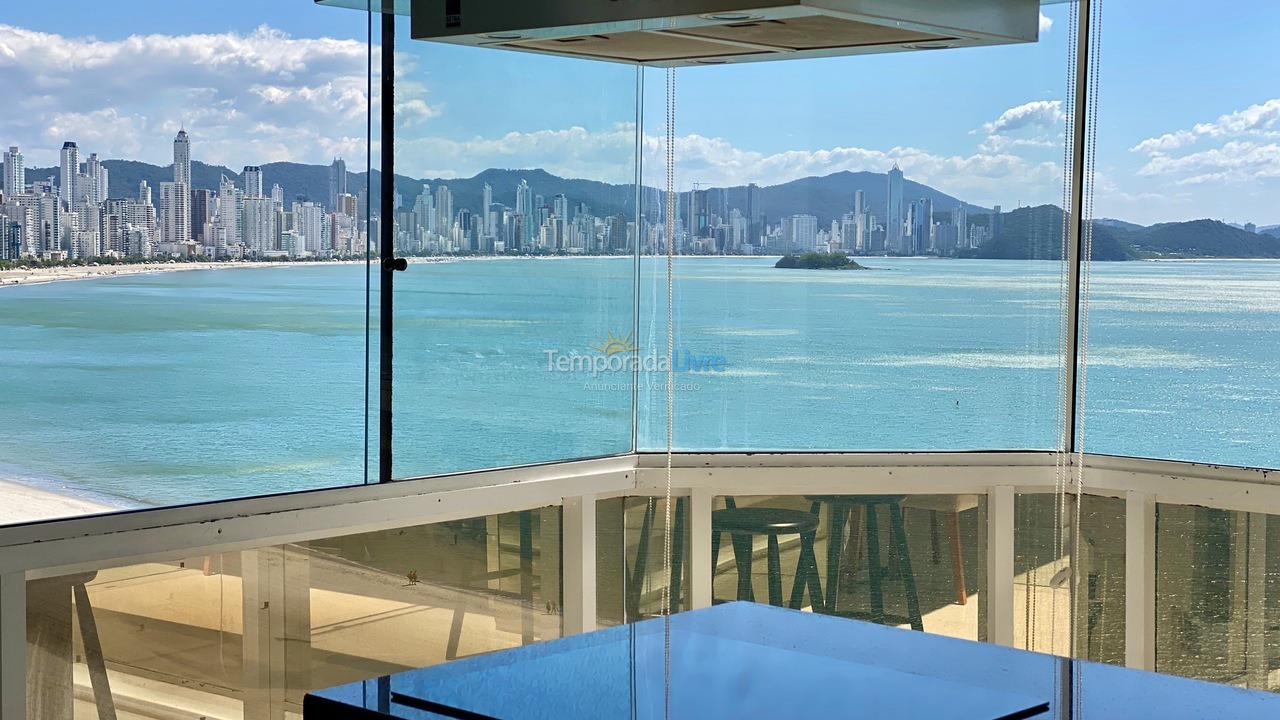 Apartamento para alquiler de vacaciones em Balneário Camboriú (Praia Central)