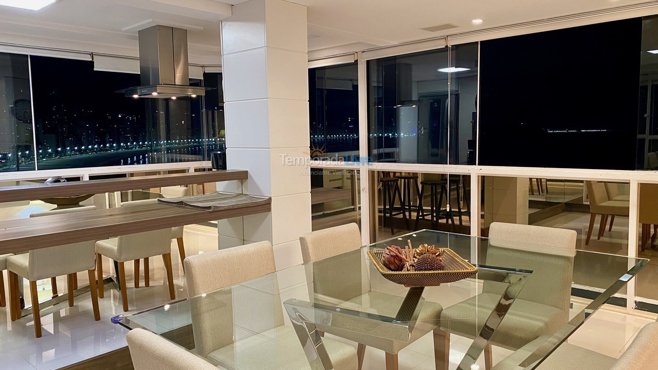 Apartamento para alquiler de vacaciones em Balneário Camboriú (Praia Central)