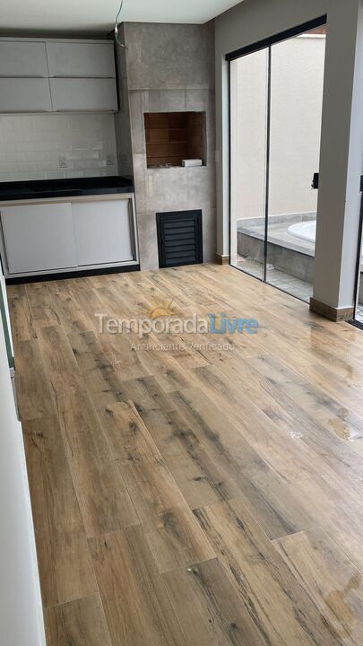 Casa para alquiler de vacaciones em Bombinhas (Canto Grande)