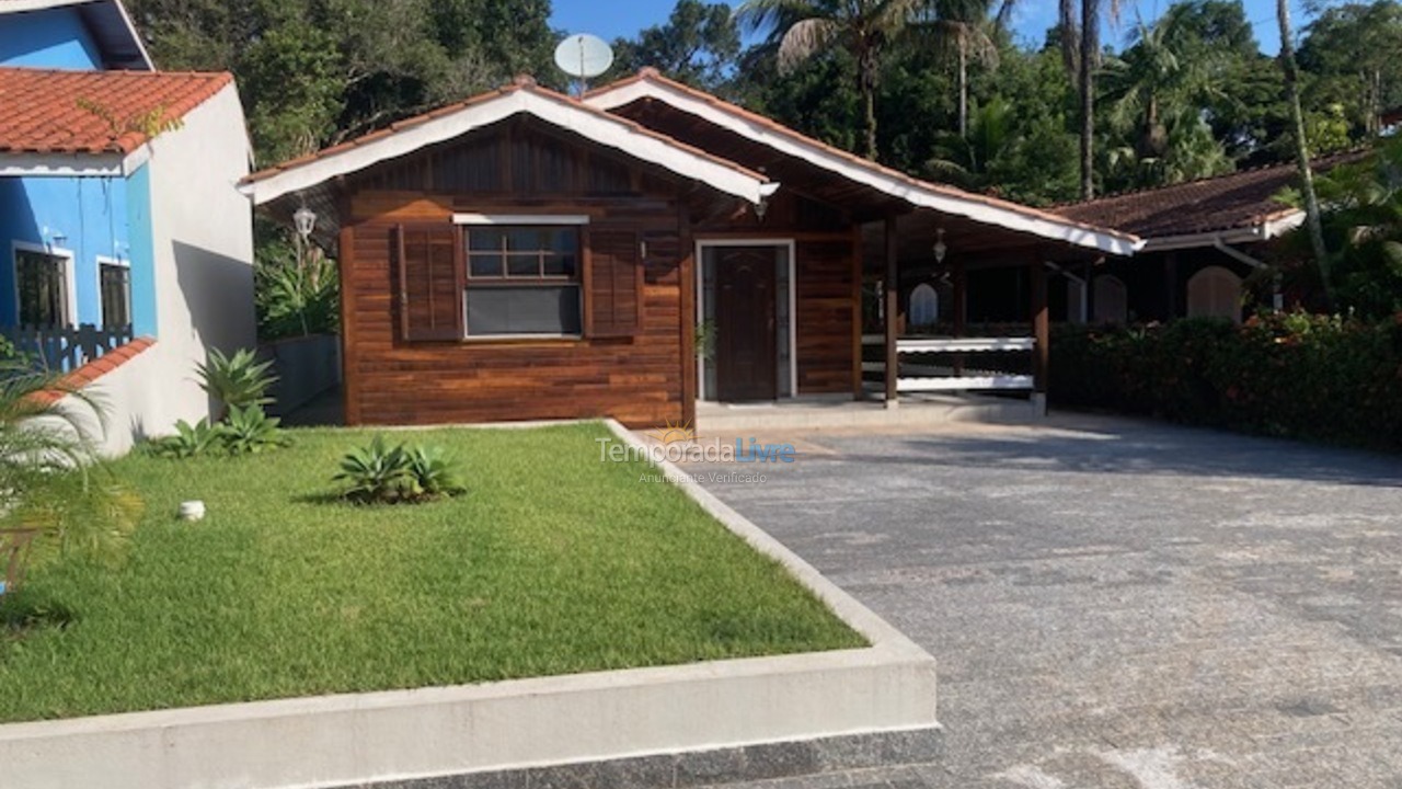 Casa para alquiler de vacaciones em Bertioga (Boraceia)