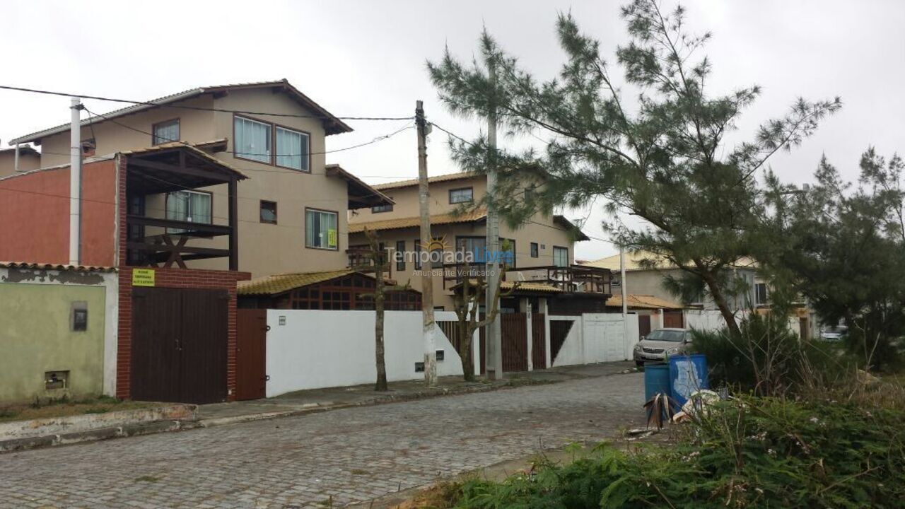 Casa para aluguel de temporada em Cabo Frio (Praia do Foguete)