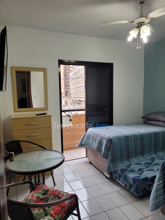 Apartamento para aluguel de temporada em Praia Grande (Guilhermina)