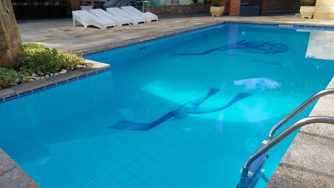 CASA TEMPORADA PRAIA GUARATUBA/BERTIOGA 80METRO DA AREIA