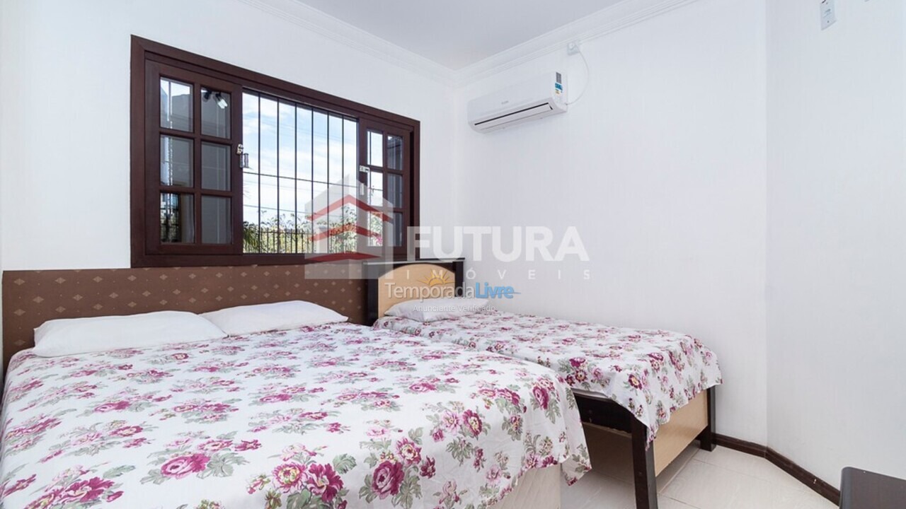 Casa para alquiler de vacaciones em Bombinhas (Mariscal)