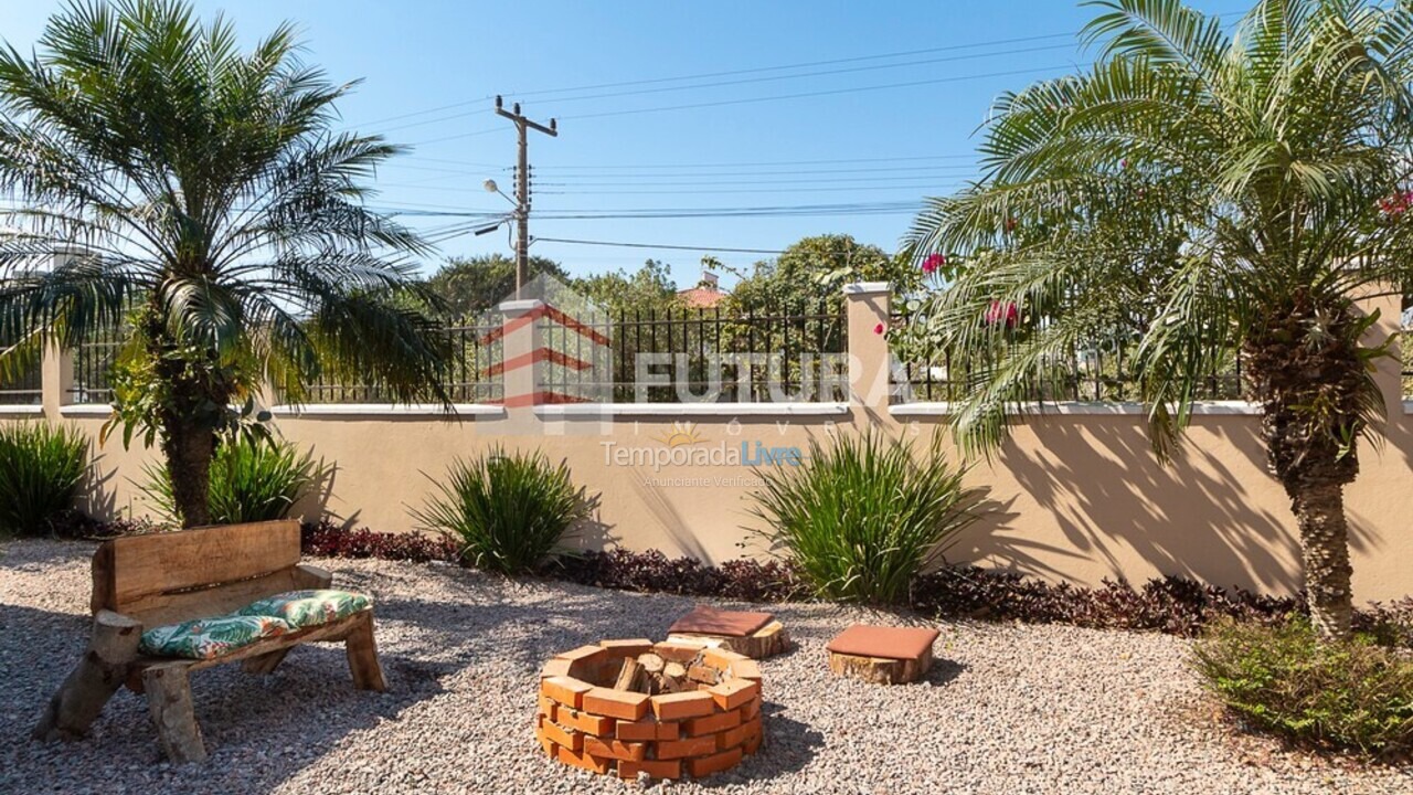 Casa para alquiler de vacaciones em Bombinhas (Mariscal)