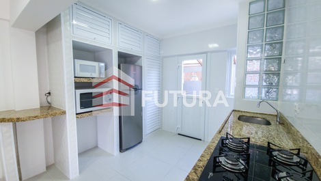 SEASONAL RENTAL APARTMENT–PRAIA DO MARISCAL BOMBINHAS-SC LA115F