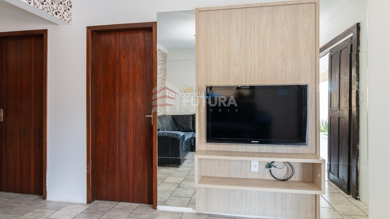 Casa para aluguel de temporada em Bombinhas (Mariscal)