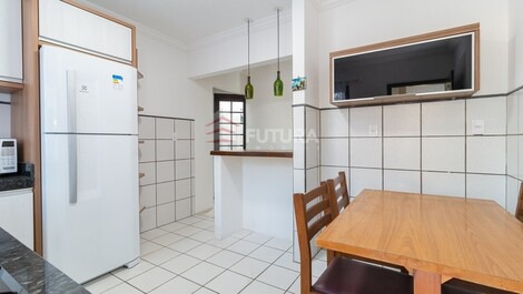 CASA C/ PISCINA ALUGUEL DE TEMPORADA - MARISCAL BOMBINHAS SC (LC002EF)