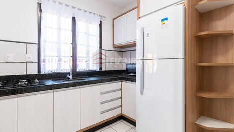 CASA C/ PISCINA ALUGUEL DE TEMPORADA - MARISCAL BOMBINHAS SC (LC002EF)