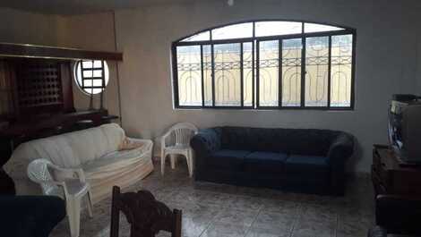 Mansión con piscinas