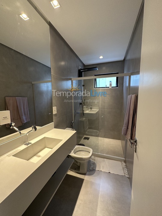 Casa para aluguel de temporada em Camaçari (Praia de Guarajuba)