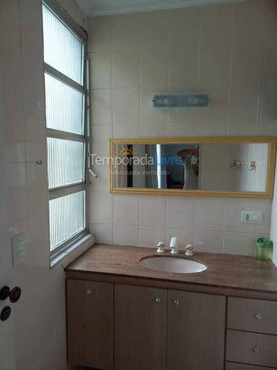 Apartment for vacation rental in Guarujá (Enseada)