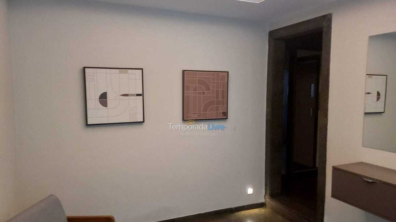 Apartamento para aluguel de temporada em Santos (Boqueirão)