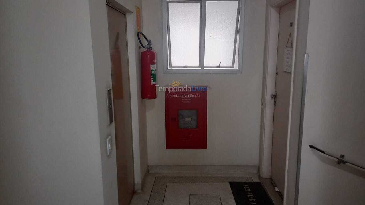 Apartamento para aluguel de temporada em Santos (Boqueirão)