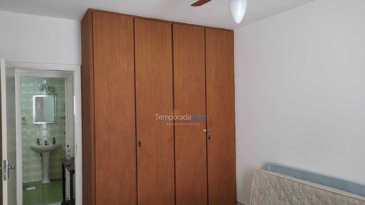 Apartamento para aluguel de temporada em Santos (Boqueirão)