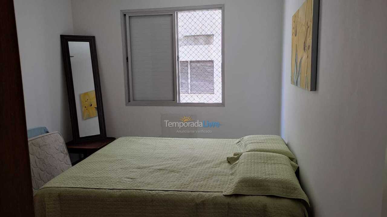 Apartamento para aluguel de temporada em Santos (Boqueirão)