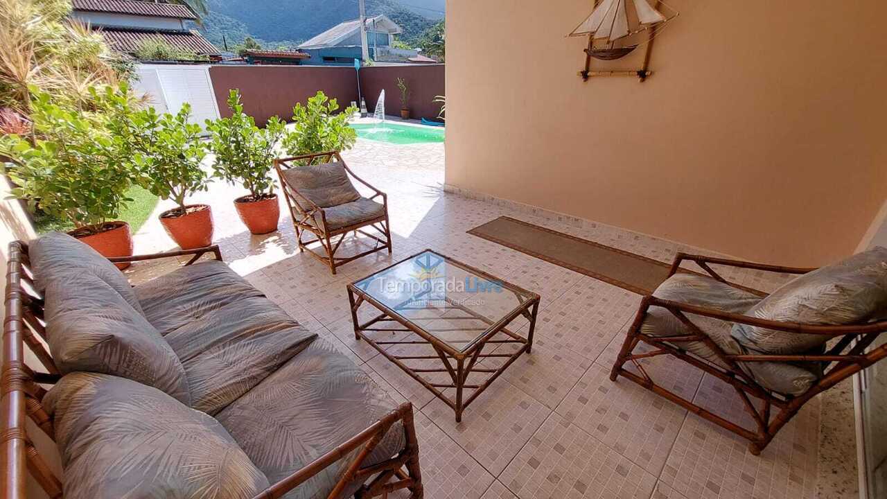 Casa para alquiler de vacaciones em Caraguatatuba (Massaguaçu)