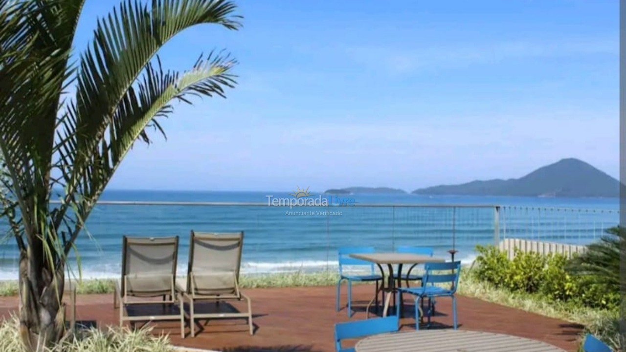 Apartamento para aluguel de temporada em Ubatuba (Praia Grande)