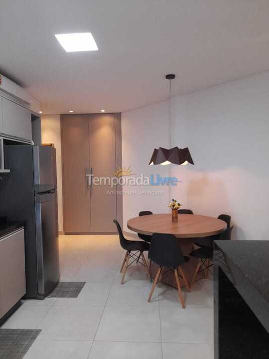 Apartamento para aluguel de temporada em Ubatuba (Praia Grande)