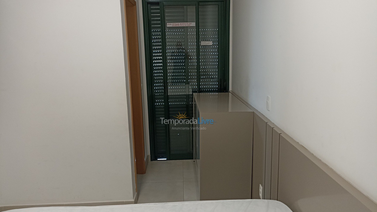 Apartamento para aluguel de temporada em Ubatuba (Praia Grande)