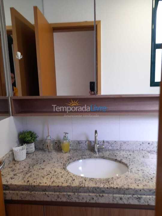 Apartamento para aluguel de temporada em Ubatuba (Praia Grande)