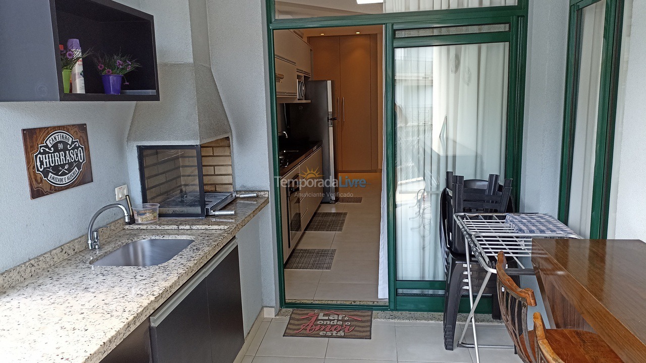 Apartamento para aluguel de temporada em Ubatuba (Praia Grande)