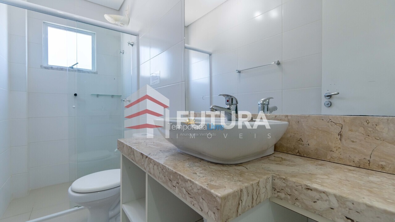 Apartamento para aluguel de temporada em Bombinhas (Canto Grande)