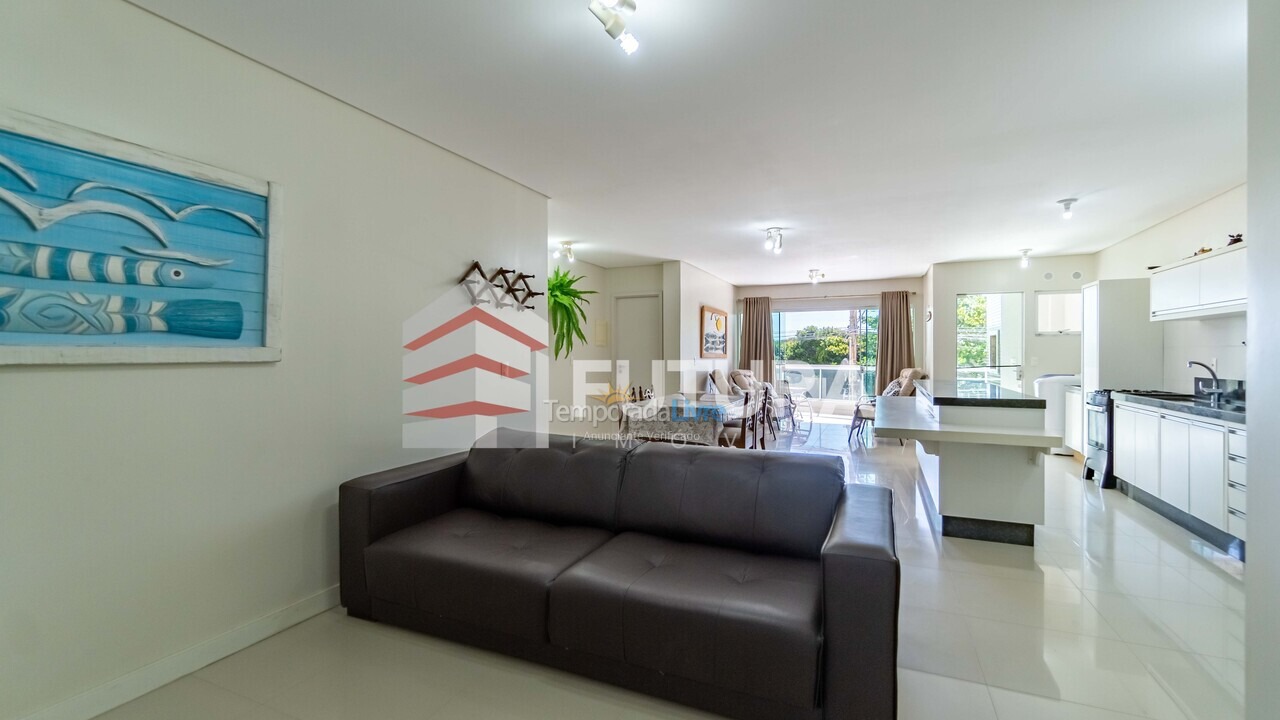 Apartamento para aluguel de temporada em Bombinhas (Canto Grande)