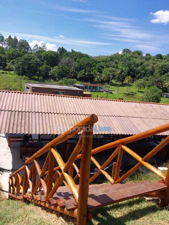 Chácara / sítio para aluguel de temporada em Duque de Caxias (Capivari Xerem Rj)
