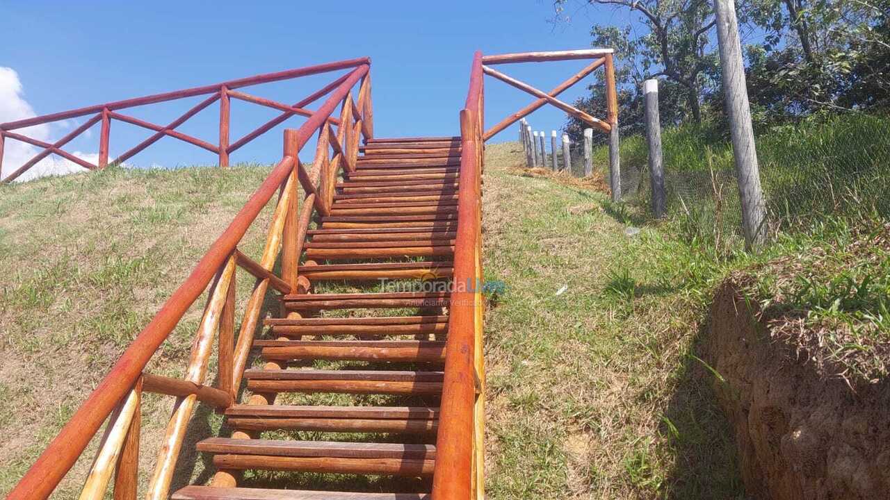 Chácara / sítio para aluguel de temporada em Duque de Caxias (Capivari Xerem Rj)