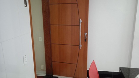 Porta do apartamento 