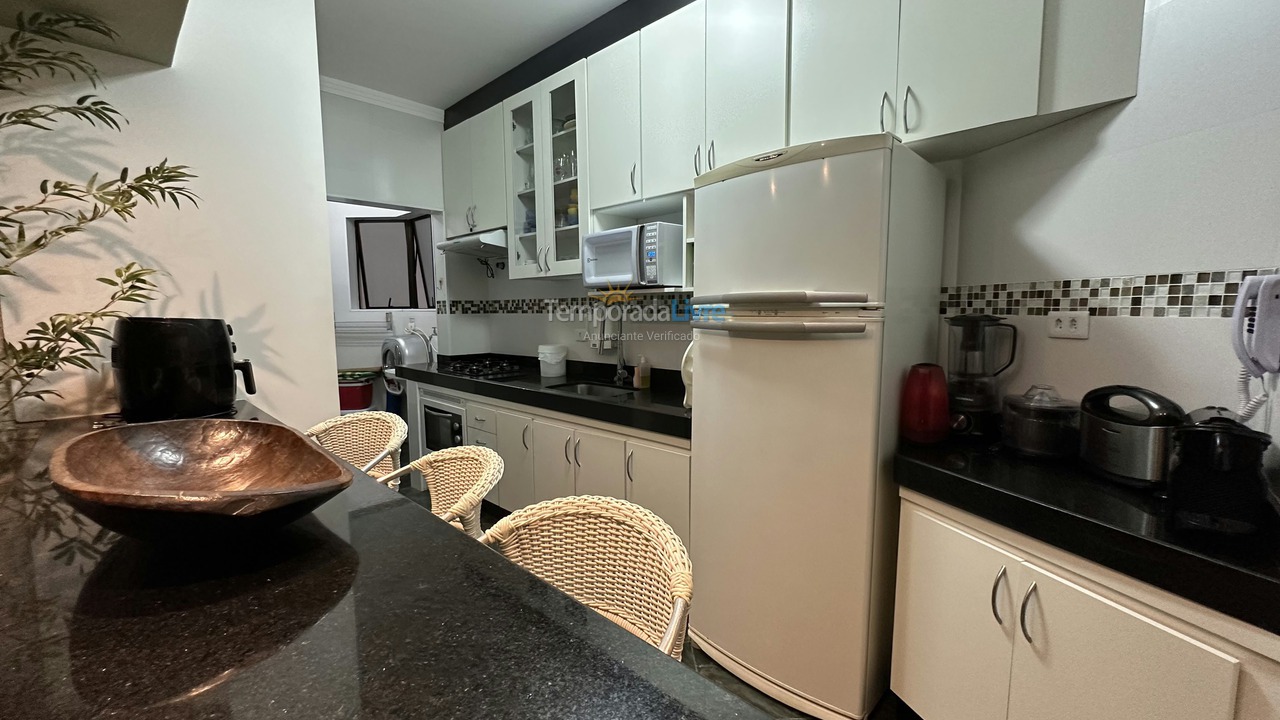 Apartment for vacation rental in Guarujá (Enseada)