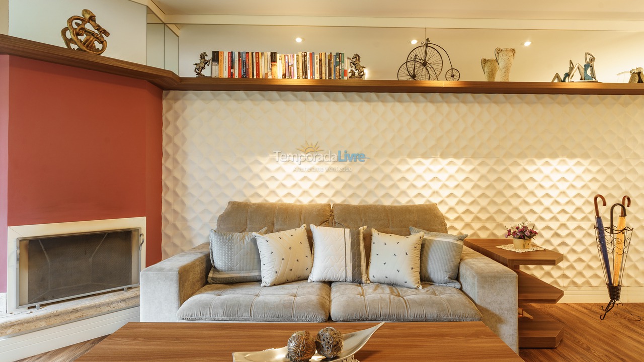 Apartamento para aluguel de temporada em Campos do Jordão (Capivari)