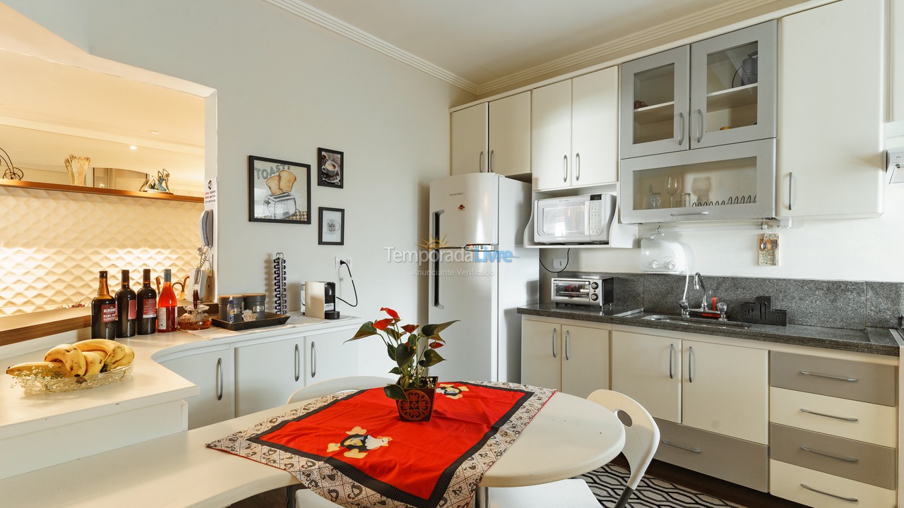 Apartamento para aluguel de temporada em Campos do Jordão (Capivari)