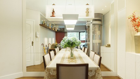 Moderna sala de jantar.