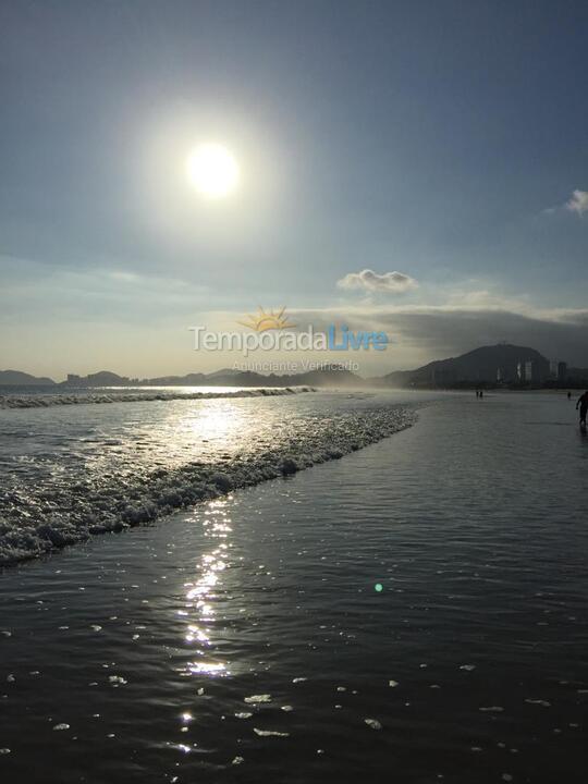 Apartamento para aluguel de temporada em Guarujá (Enseada)