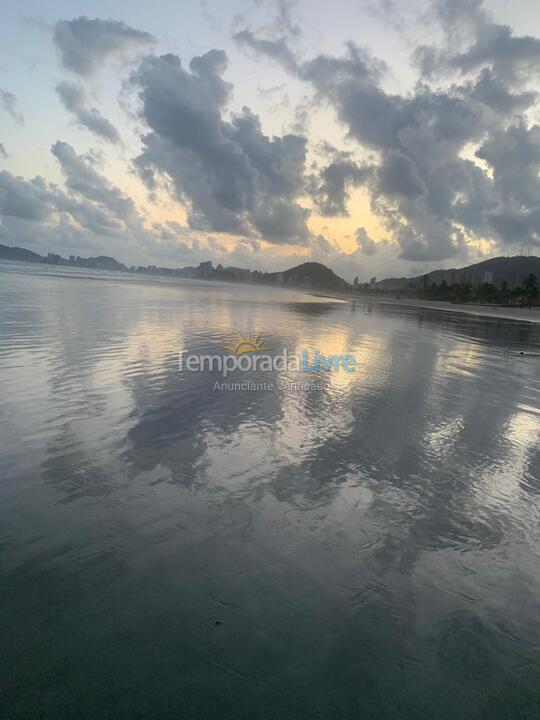 Apartamento para aluguel de temporada em Guarujá (Enseada)