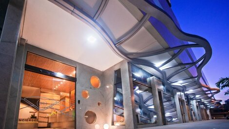 Time Building - Apt 519