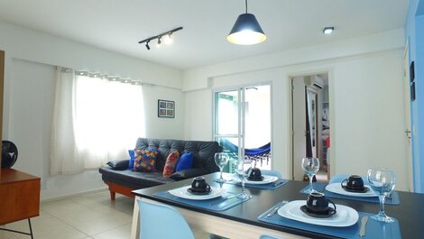 Edificio con salida a la costanera -