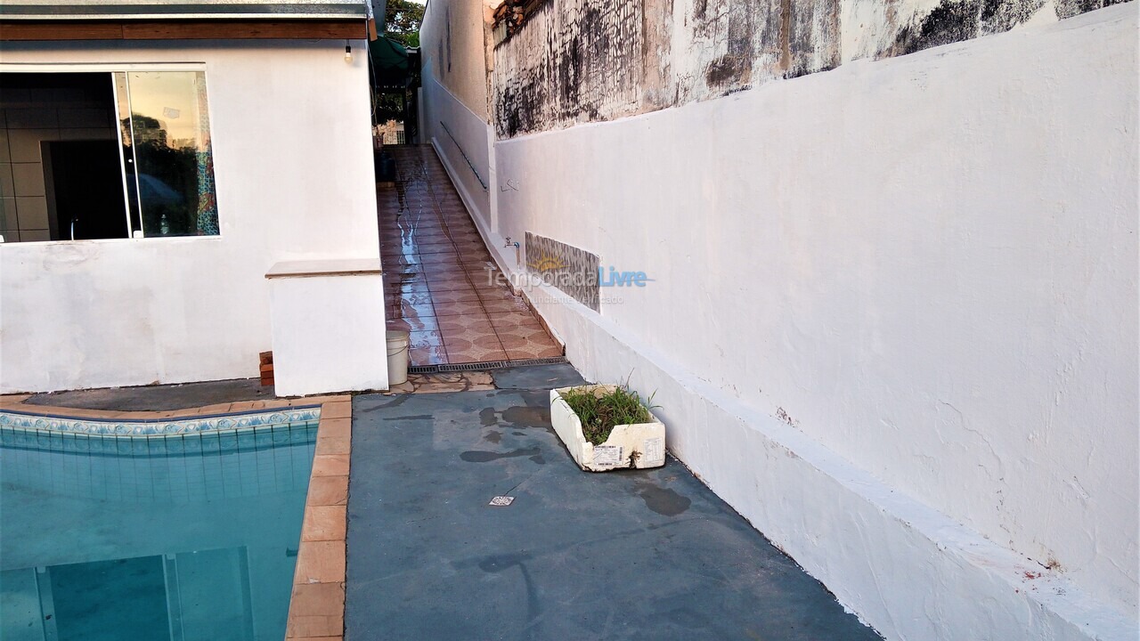 Casa para aluguel de temporada em águas de São Pedro (águas de São Pedro)