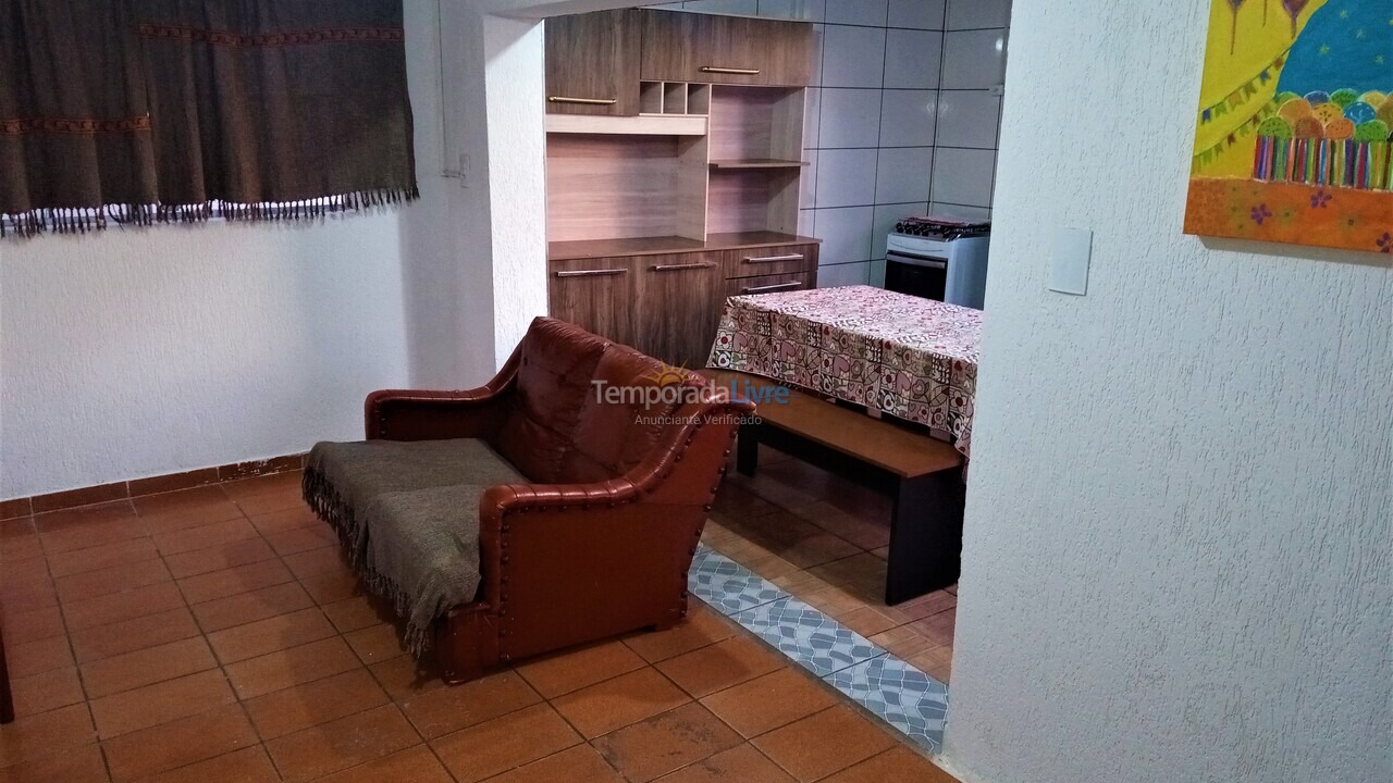 Casa para aluguel de temporada em águas de São Pedro (águas de São Pedro)