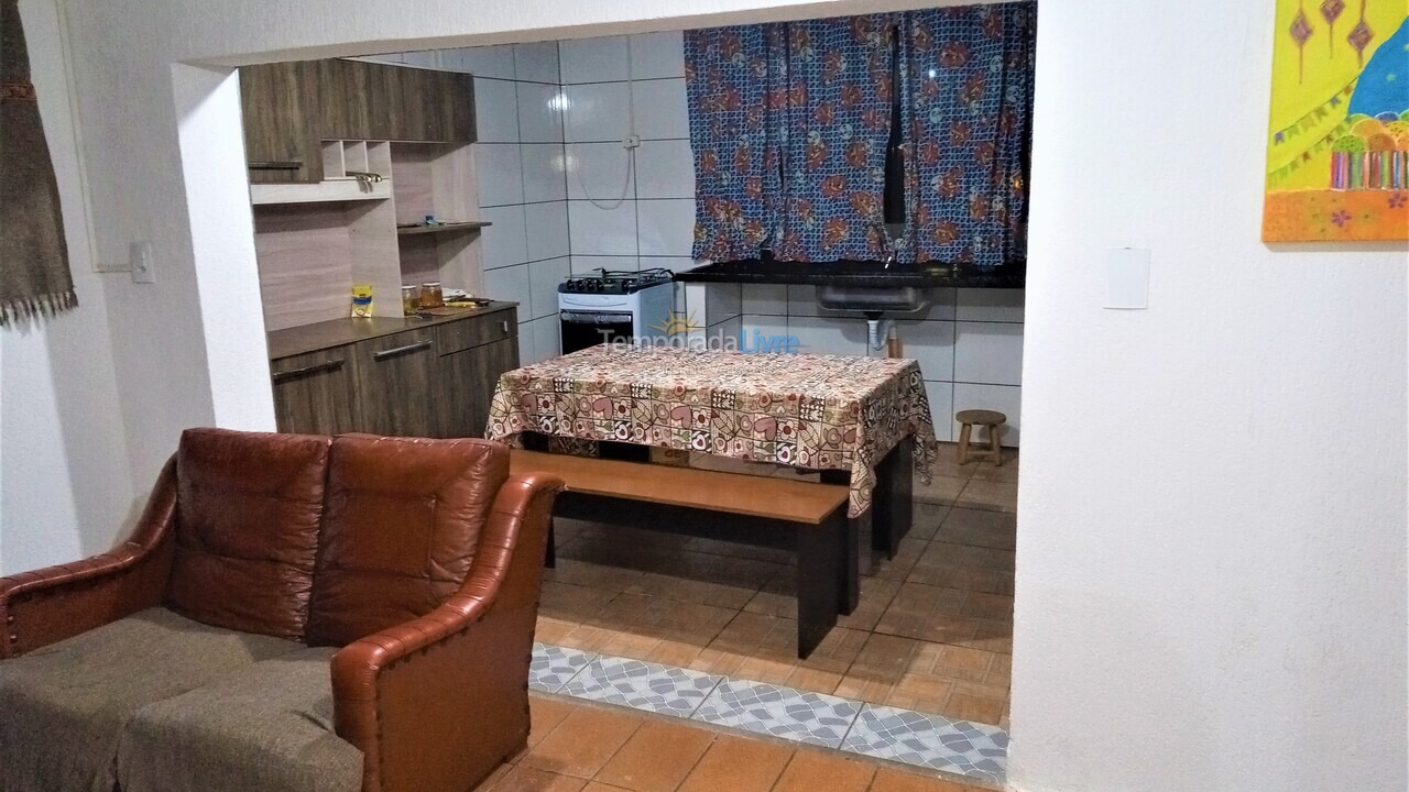 Casa para aluguel de temporada em águas de São Pedro (águas de São Pedro)