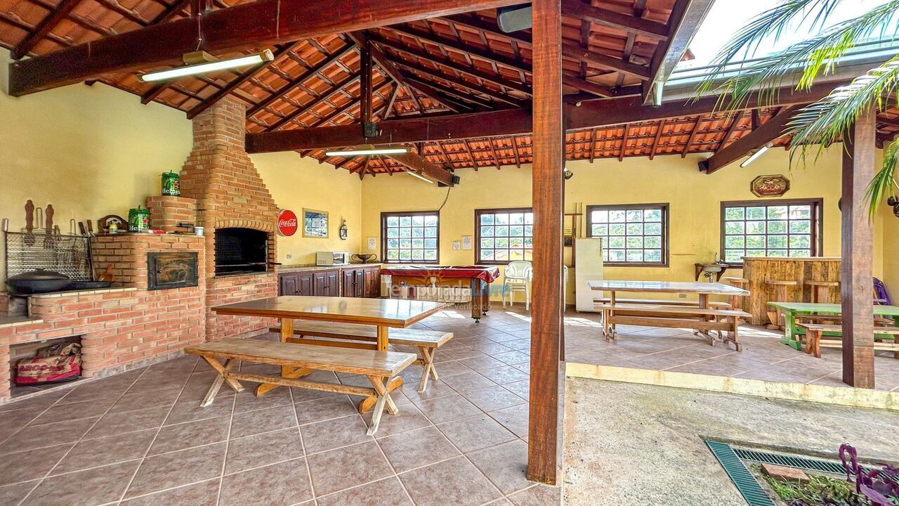 Ranch for vacation rental in Mairinque (Condomínio Porta do Sol)