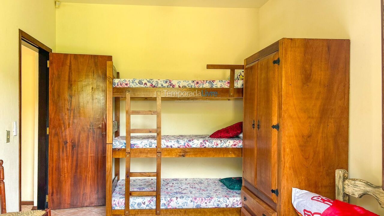 Ranch for vacation rental in Mairinque (Condomínio Porta do Sol)