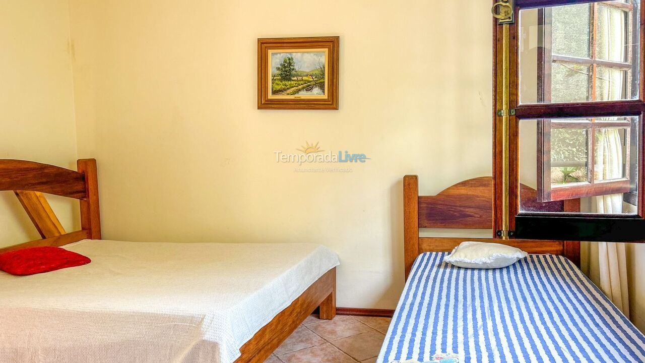 Ranch for vacation rental in Mairinque (Condomínio Porta do Sol)