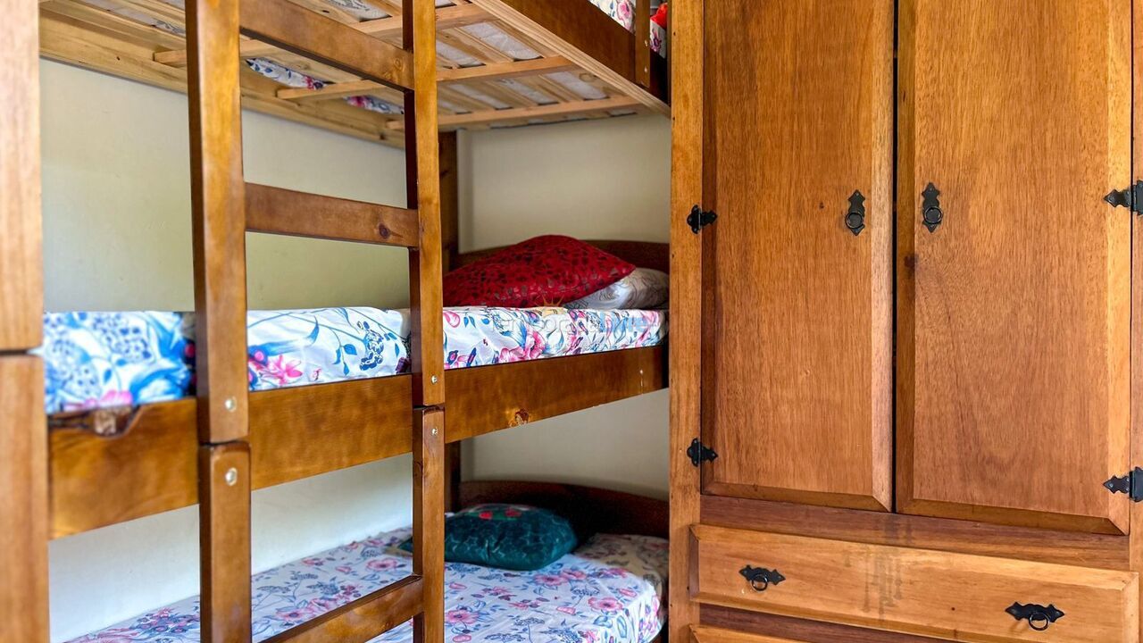 Ranch for vacation rental in Mairinque (Condomínio Porta do Sol)